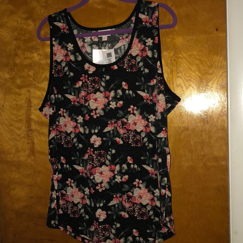 LuLaRoe tank top